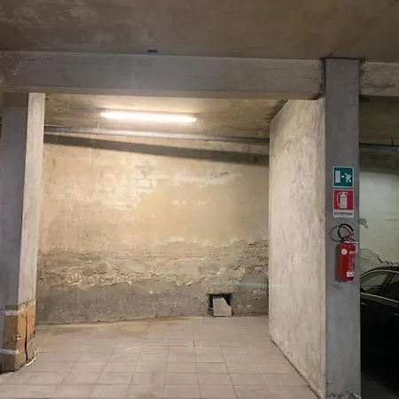Lungarno 32 With Private Parking * Florence