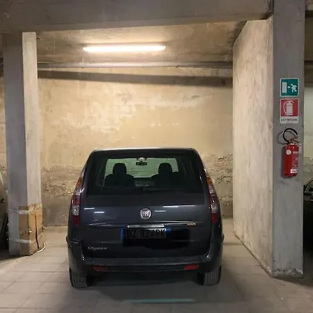 Lungarno 32 With Private Parking Apartment Florence