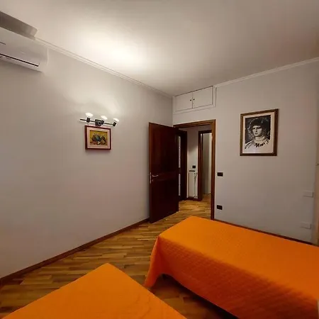Lungarno 32 With Private Parking Apartamento *